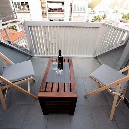 The Roof - Luxury Apartment Omiš Buitenkant foto