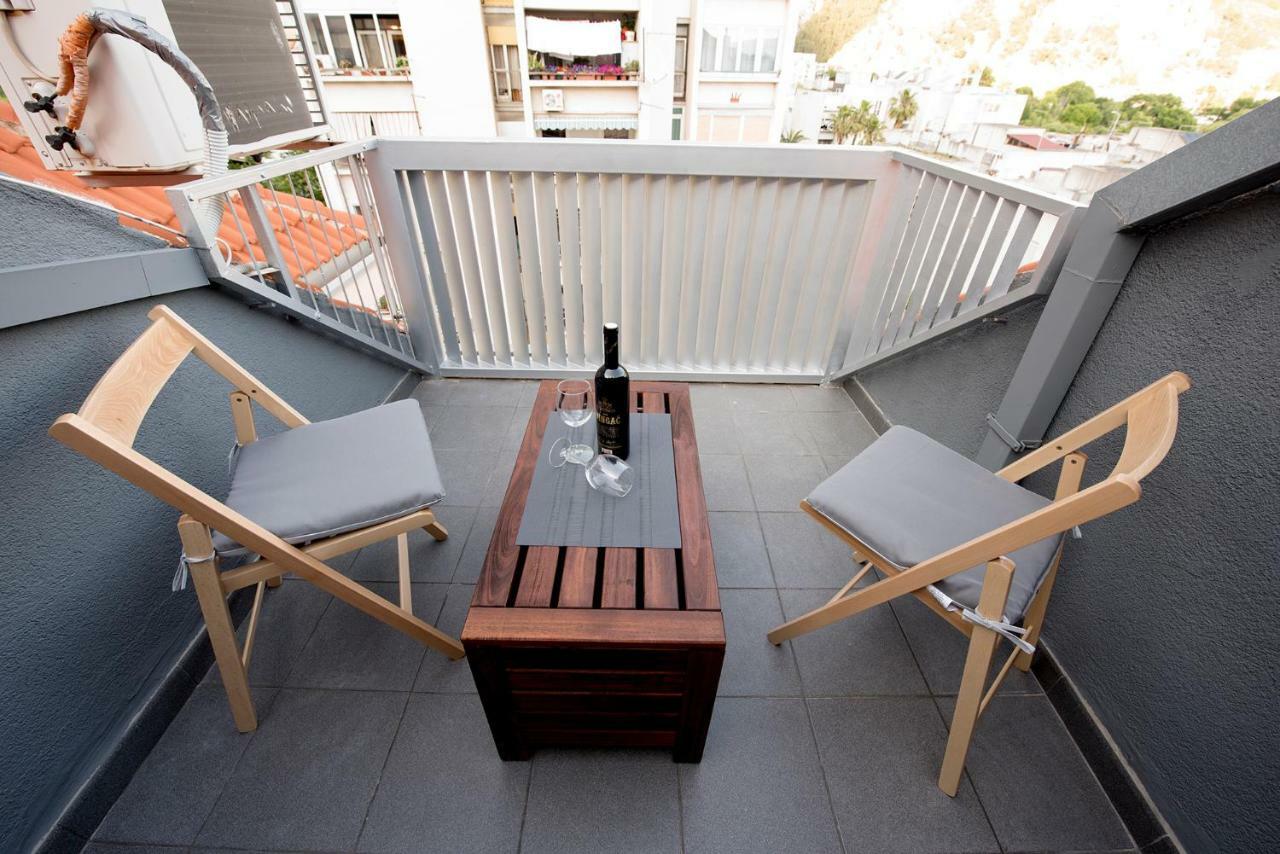 The Roof - Luxury Apartment Omiš Buitenkant foto