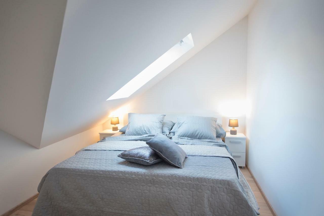 The Roof - Luxury Apartment Omiš Buitenkant foto